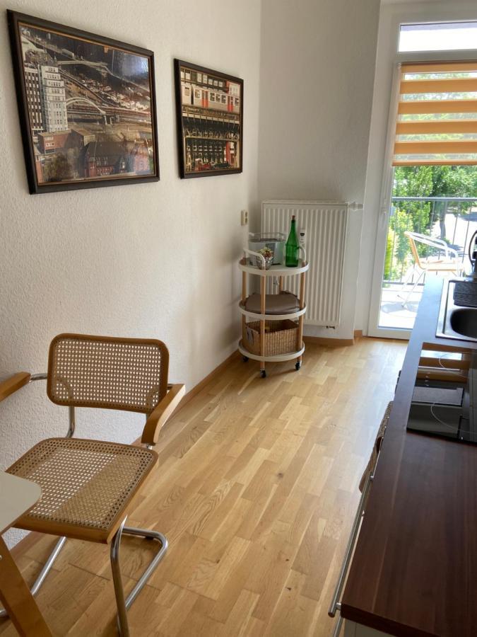 Schoene Ferienwohnung Mit Kostenlosem Parkplatz 콧부스 외부 사진