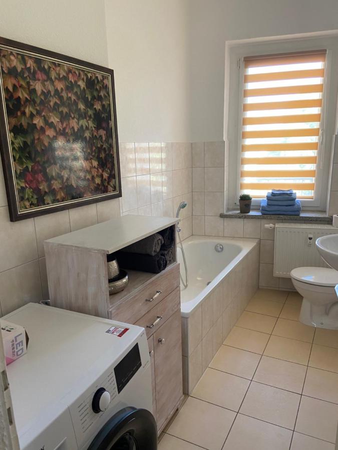 Schoene Ferienwohnung Mit Kostenlosem Parkplatz 콧부스 외부 사진